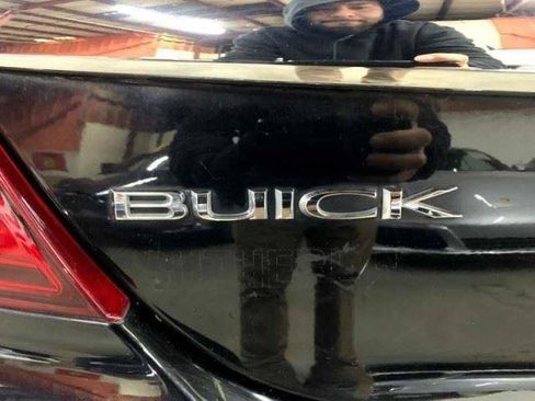 Used 2017 Buick Regal FWD image 12