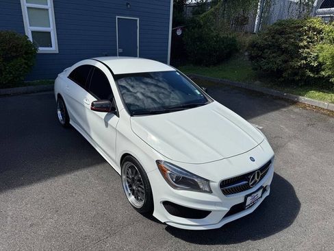 Used 2016 Mercedes-Benz CLA 250 4MATIC w/ Sport Package image 11
