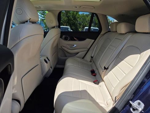 Used 2022 Mercedes-Benz GLC 300 image 13