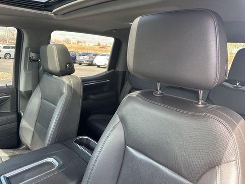 Used 2022 Chevrolet Silverado 1500 LTZ w/ LTZ Premium Package image 15