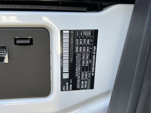 New 2025 Mercedes-Benz Sprinter 2500 image 36