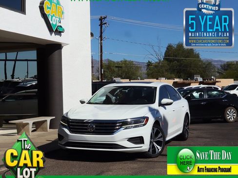 Used 2022 Volkswagen Passat 2.0T SE image 1