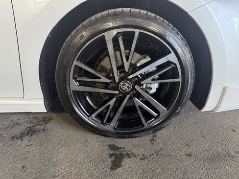 New 2025 Toyota Camry Hybrid image 7