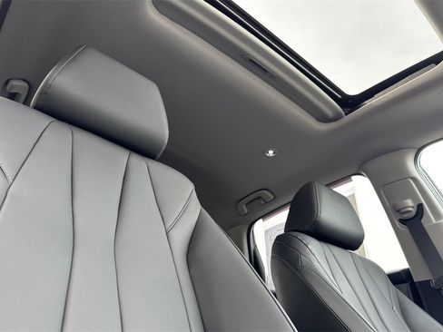 Certified 2025 Acura ADX FWD image 21