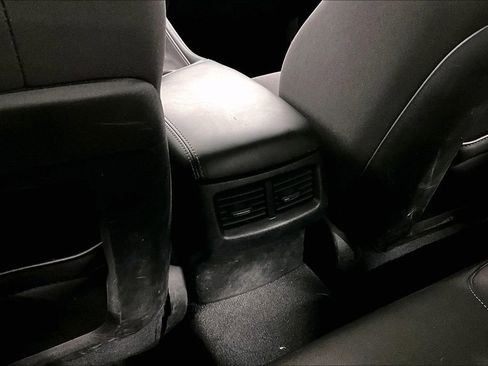 Used 2023 Dodge Challenger GT w/ Blacktop Package image 31