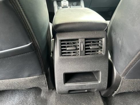 Used 2024 Mitsubishi Outlander SE FWD image 30