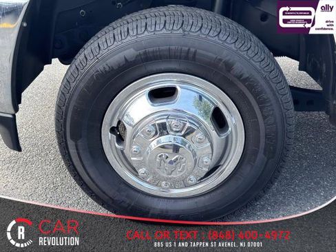 Used 2024 RAM 3500 Big Horn image 12