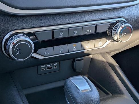 Certified 2025 Nissan Altima 2.5 S FWD image 19
