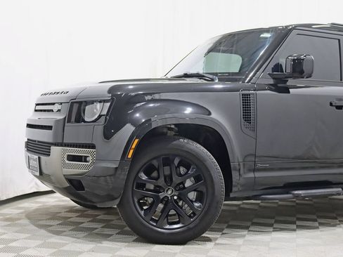 Used 2021 Land Rover Defender 110 X-Dynamic HSE AWD/4WD image 2