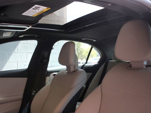 Used 2023 Mercedes-Benz C 300 Sedan image 27