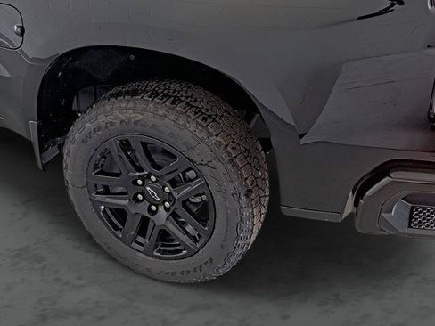 New 2026 Chevrolet Silverado 1500 Custom w/ Turbomax Blackout Package AWD/4WD image 9