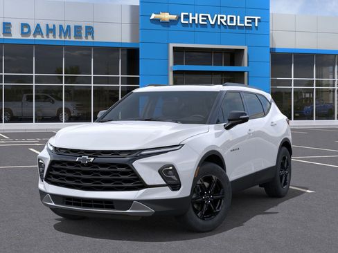 New 2026 Chevrolet Blazer LT w/ Midnight/Sport Edition AWD/4WD image 20