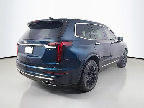 Certified 2024 Cadillac XT6 Luxury AWD/4WD image 6