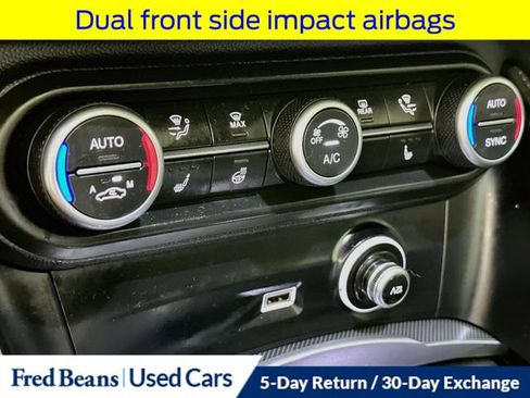 Used 2022 Alfa Romeo Stelvio Veloce AWD/4WD image 20