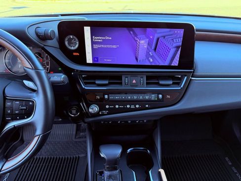 Certified 2024 Lexus ES 350 Ultra Luxury image 27