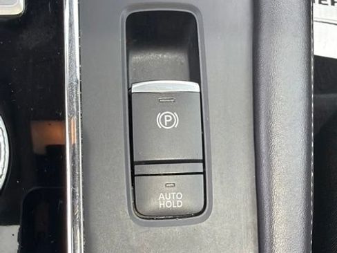 Used 2022 Mitsubishi Outlander SE FWD image 24