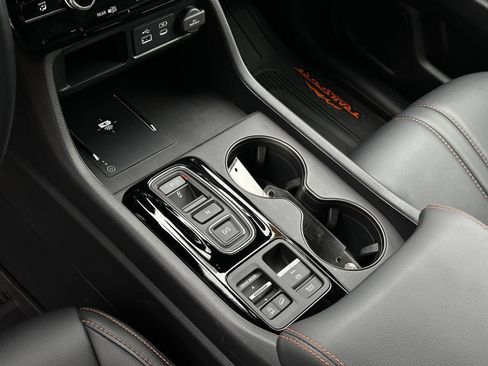 Certified 2025 Honda Pilot TrailSport image 14