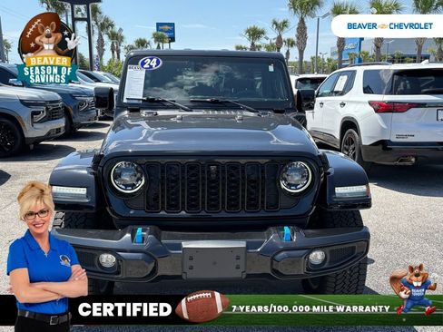 Used 2024 Jeep Wrangler High Altitude AWD/4WD image 3