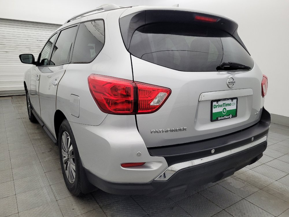 Used 2019 Nissan Pathfinder S AWD/4WD image 5