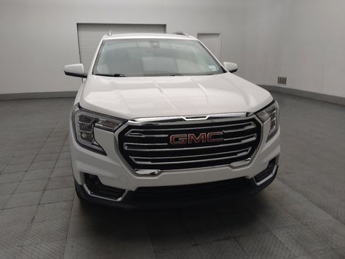 Used 2024 GMC Terrain SLT FWD image 14