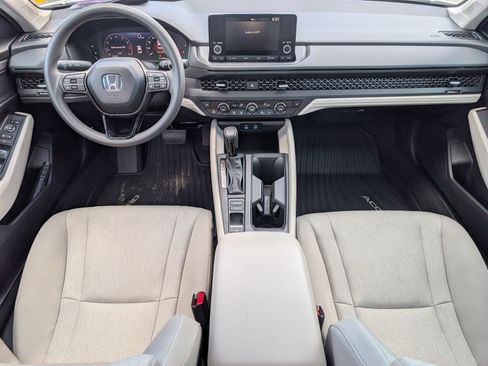 Used 2025 Honda Accord SE image 5