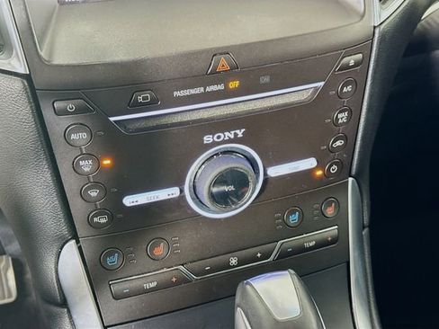 Used 2015 Ford Edge Sport w/ Equipment Group 401A image 19