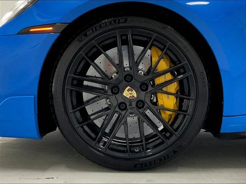 Used 2022 Porsche 911 GT3 RS AWD/4WD image 39