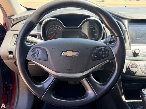 Used 2017 Chevrolet Impala LT w/ Convenience Package FWD image 11