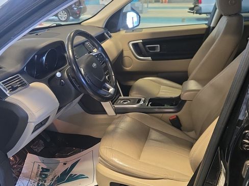 Used 2018 Land Rover Discovery Sport HSE image 7