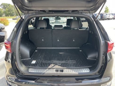 Certified 2022 Kia Sportage Nightfall Edition image 27