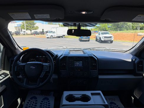 Used 2017 Ford F150 XL w/ Equipment Group 101A Mid AWD/4WD image 16