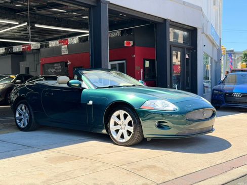 Used 2007 Jaguar XK Convertible RWD image 7