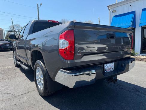 Used 2018 Toyota Tundra SR5 AWD/4WD image 7