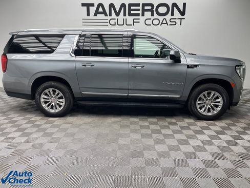 Used 2023 GMC Yukon XL SLT image 4