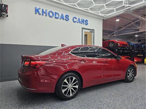 Used 2017 Acura TLX w/ Technology Package FWD image 6