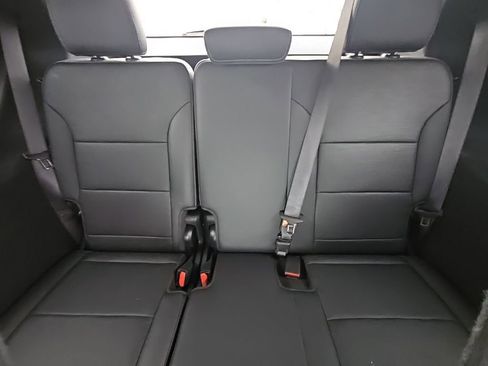 Certified 2025 Buick Enclave Sport Touring image 15