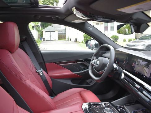 Used 2026 BMW 530i RWD image 20