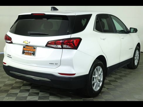 Used 2024 Chevrolet Equinox LT AWD/4WD image 35