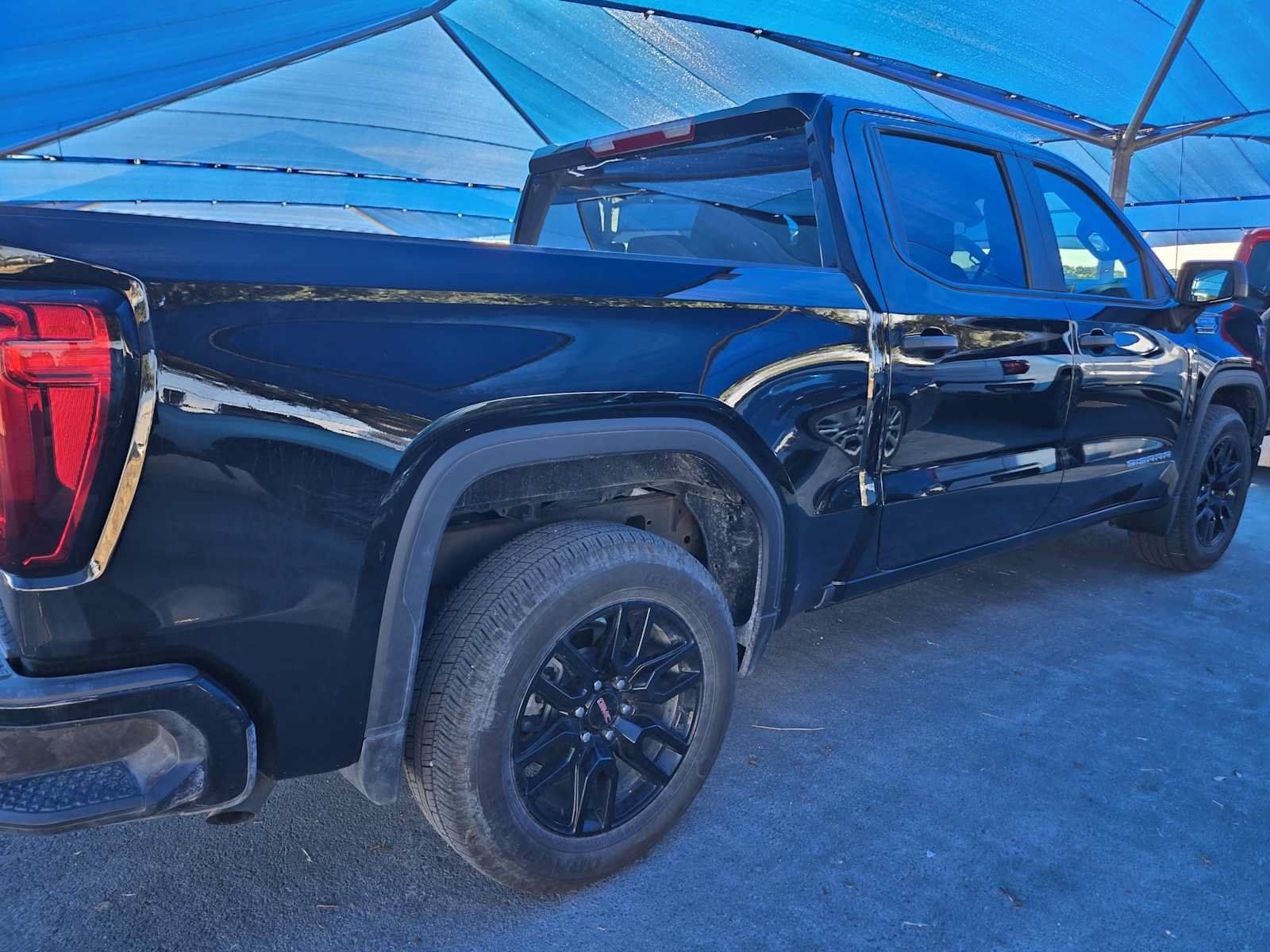 Certified 2025 GMC Sierra 1500 Pro w/ Graphite Edition RWD image 4