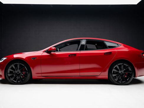 Used 2021 Tesla Model S Performance image 16