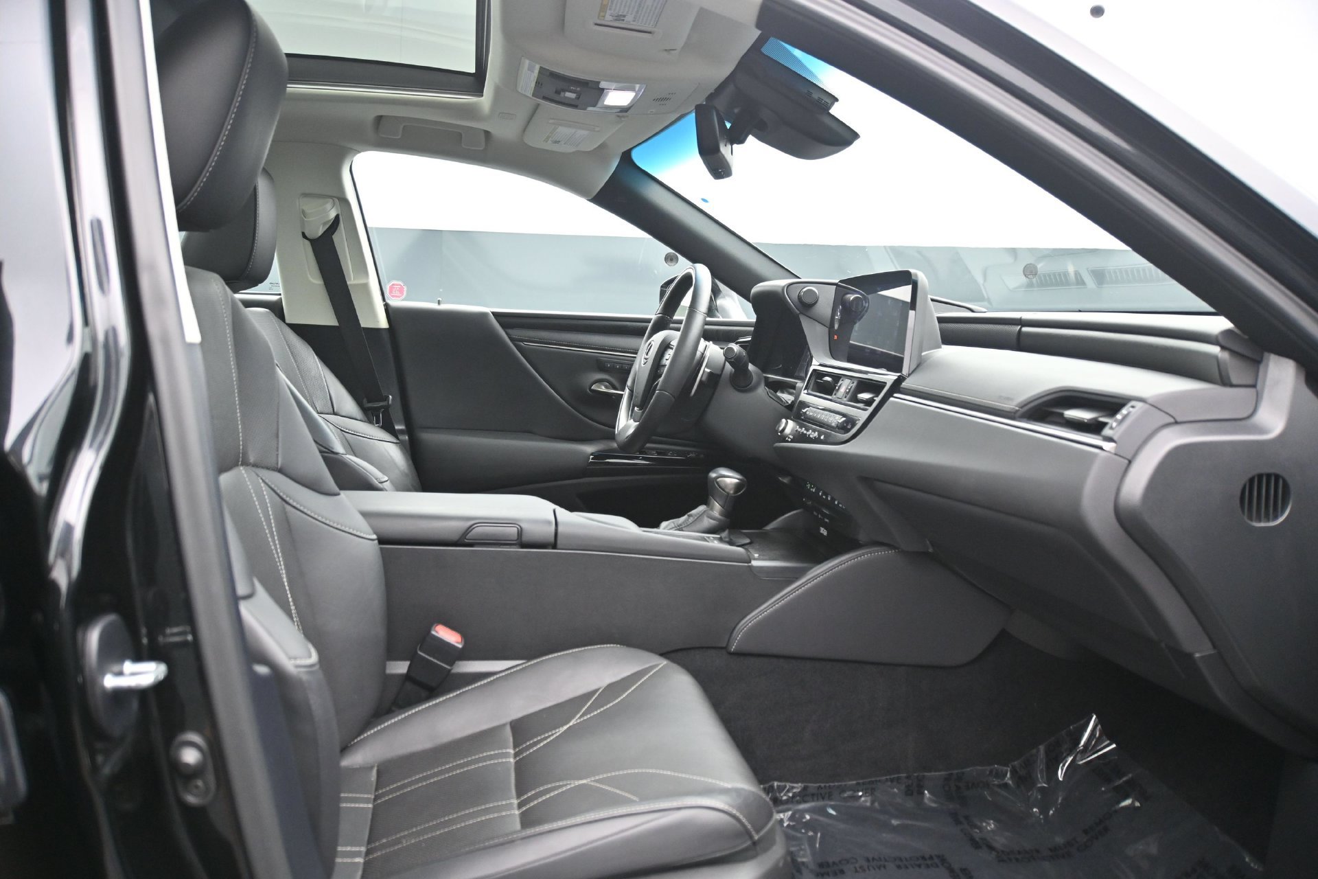 Used 2022 Lexus ES 350 Ultra Luxury FWD image 13