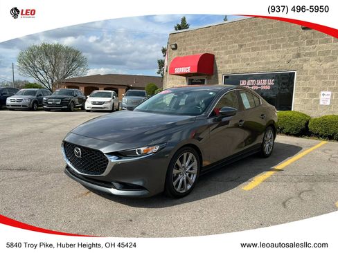 Used 2019 MAZDA MAZDA3 Sedan w/ Select Package FWD image 1