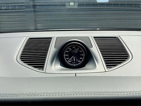 New 2025 Porsche Macan Turbo image 30