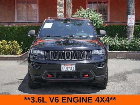 Used 2020 Jeep Grand Cherokee Trailhawk AWD/4WD image 3