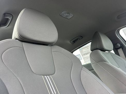 Used 2026 Hyundai Elantra Sport FWD image 19
