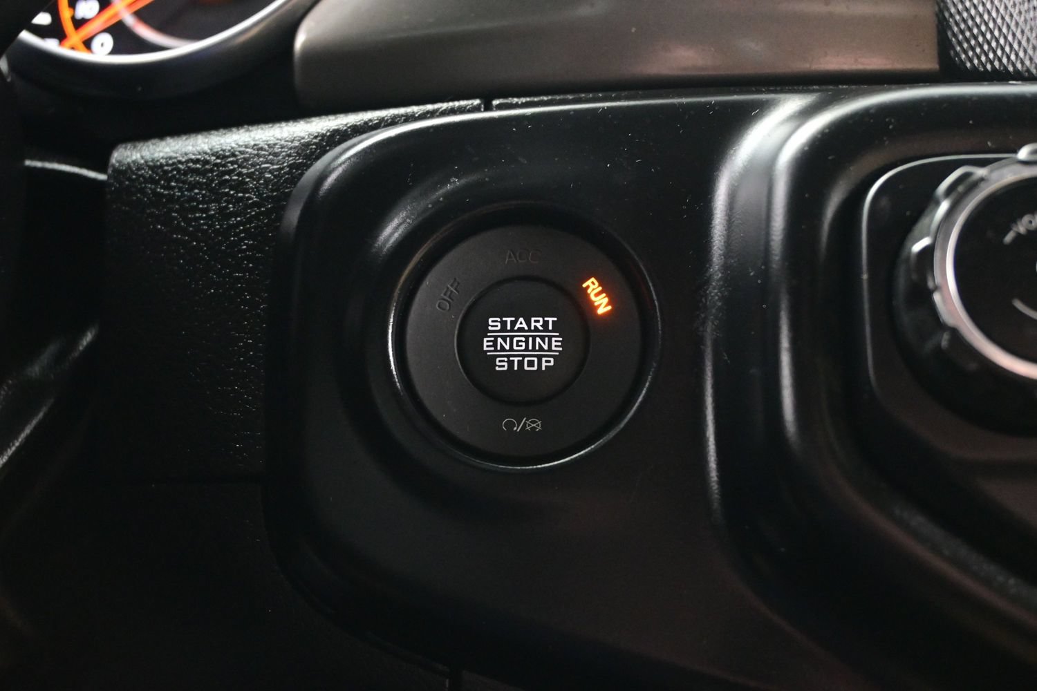 Used 2022 Jeep Wrangler Unlimited Sport AWD/4WD image 23