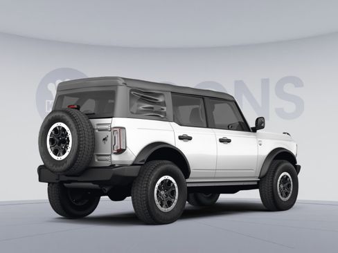 Used 2022 Ford Bronco Big Bend w/ Sasquatch Package image 4