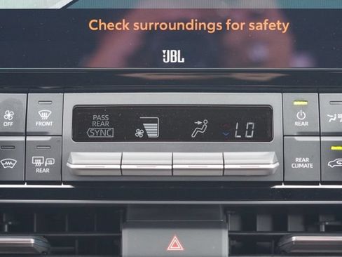 Certified 2026 Toyota Grand Highlander AWD Hybrid image 30