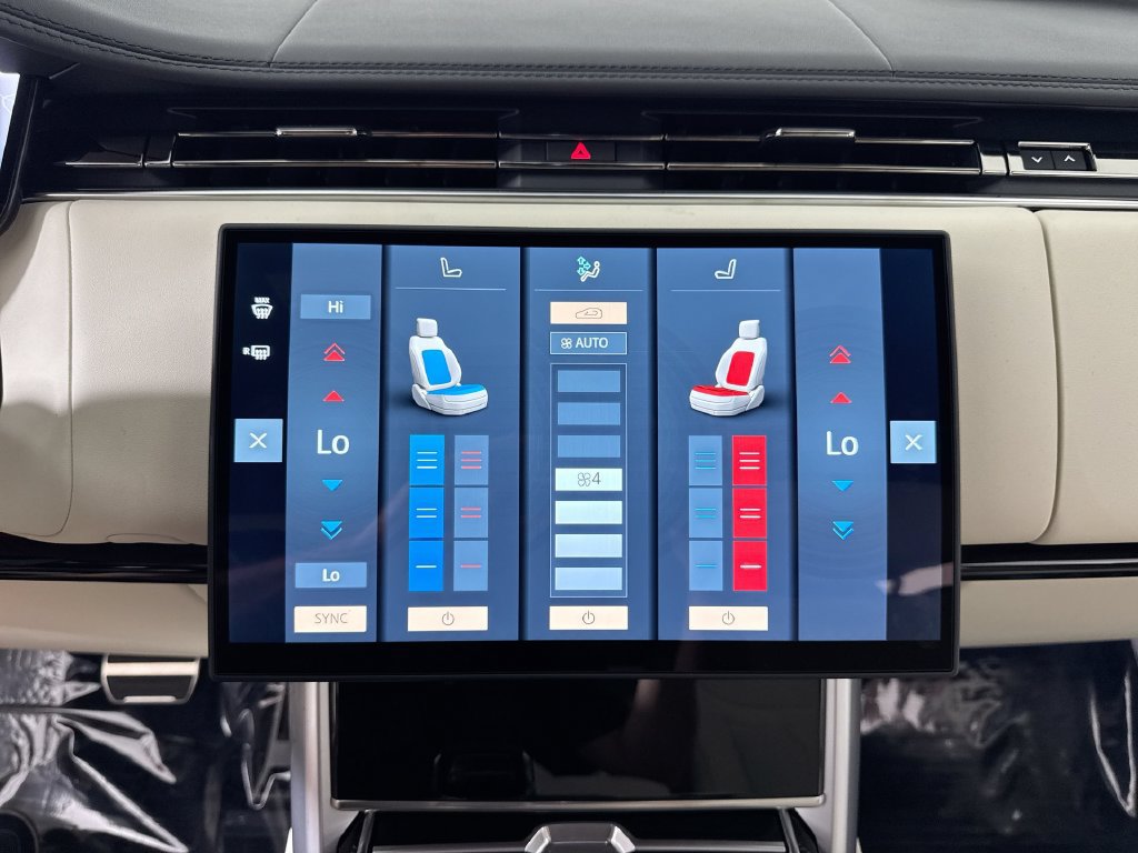 New 2026 Land Rover Range Rover Autobiography AWD/4WD image 18