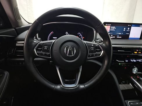 Used 2023 Acura MDX SH-AWD w/ Technology Package image 11